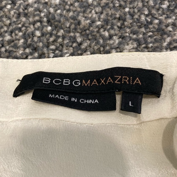 BCBGMaxAzria silk low cut top - Picture 7 of 7